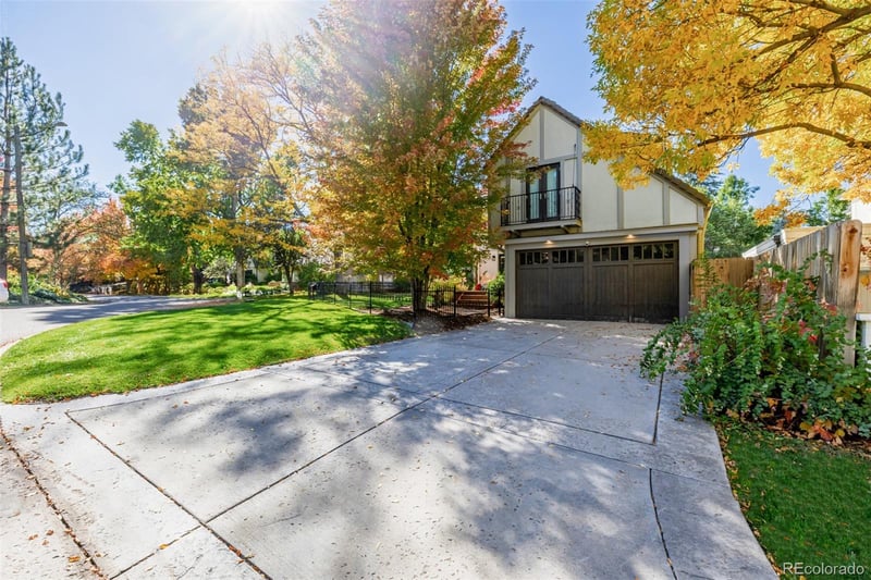 353 Bellaire St, Denver, CO 80220