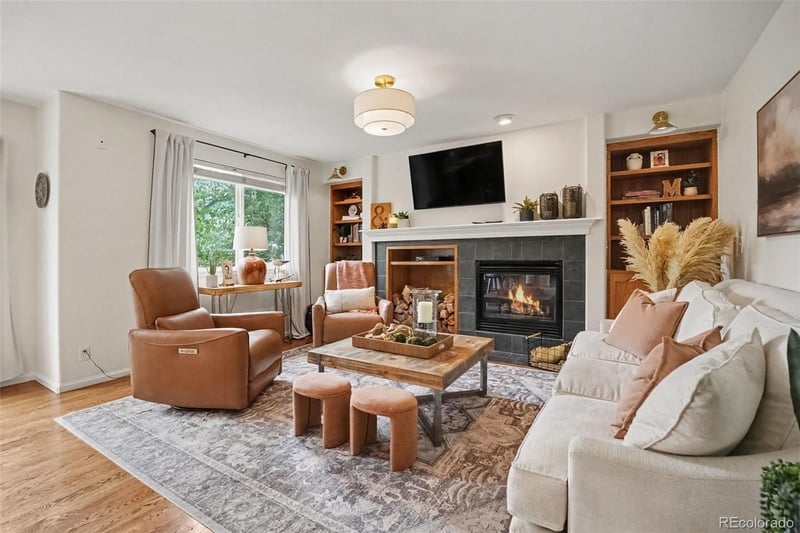 5925 W Long Dr, Littleton, CO 80123