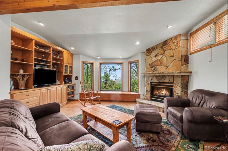 1784 Deer Trail Rd, Boulder, CO 80302