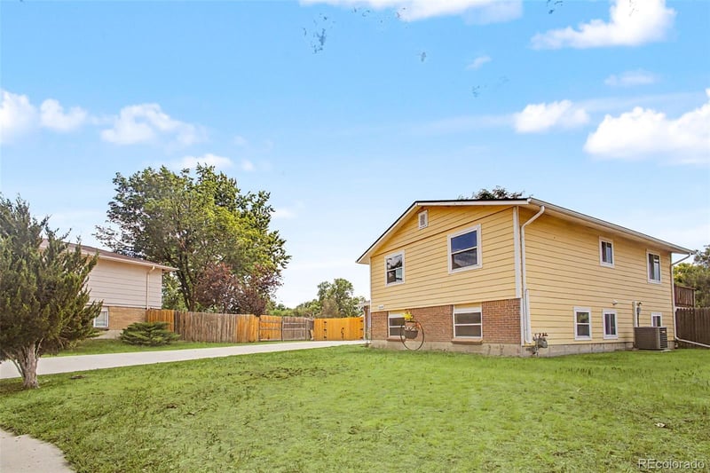 3009 Dayton Ct, Denver, CO 80231