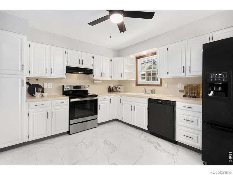 3950 W 12th St #22, Greeley, CO 80634