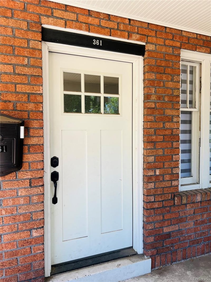 361 Logan St, Denver, CO 80209