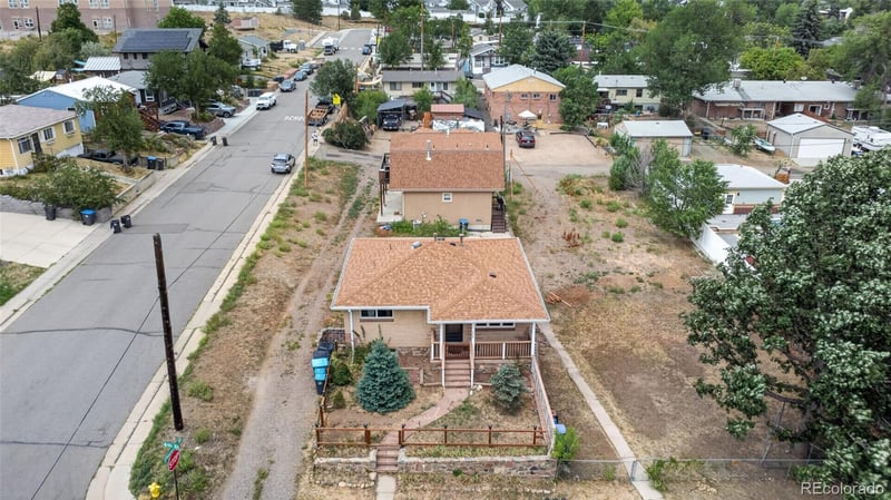 920 4th St, Golden, CO 80403