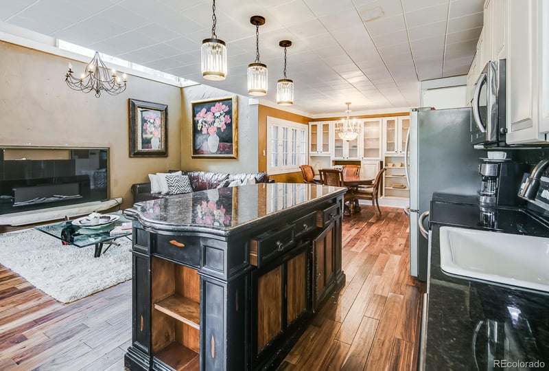 1100 Clayton St, Denver, CO 80210