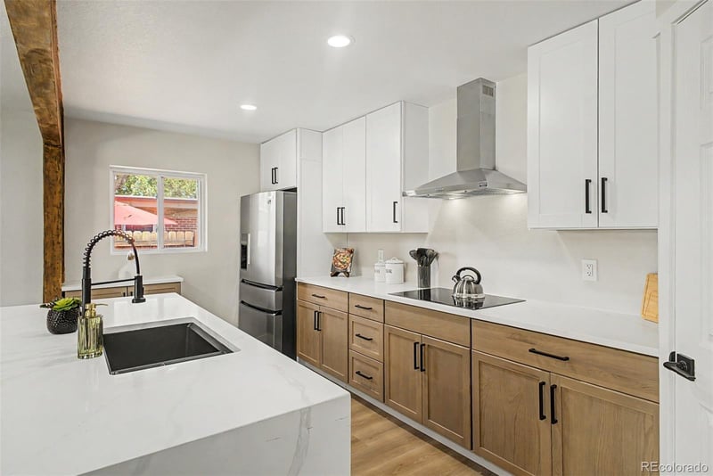 6019 Broadway , Littleton, CO 80121