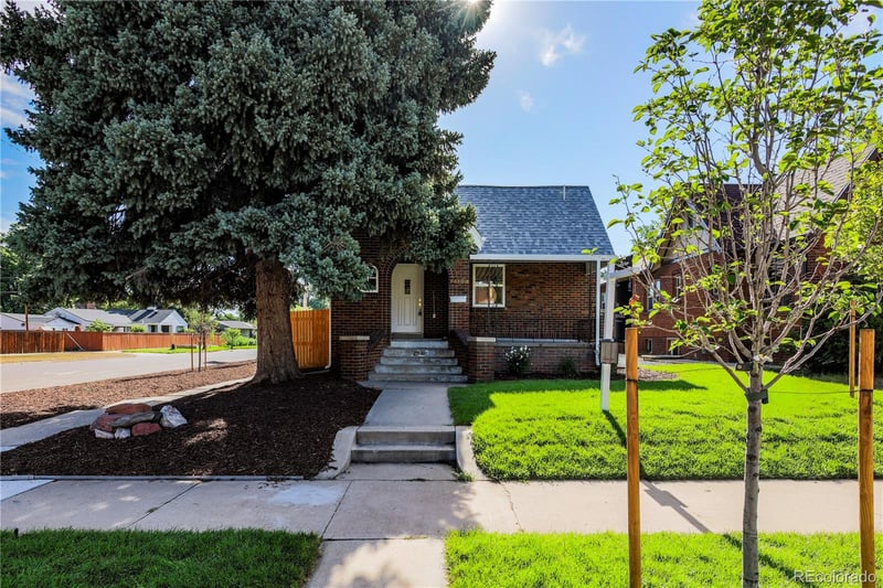 2590 Grape St, Denver, CO 80207
