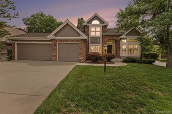 4725 E Pinewood Cir, Centennial, CO 80121
