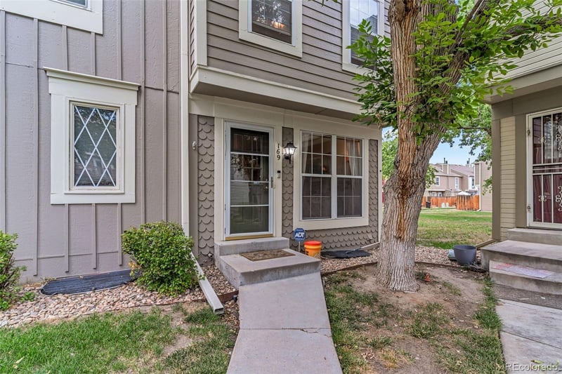 1811 Quebec Way #169, Denver, CO 80231