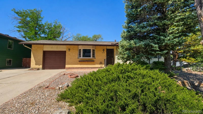 818 Cardinal St, Colorado Springs, CO 80911