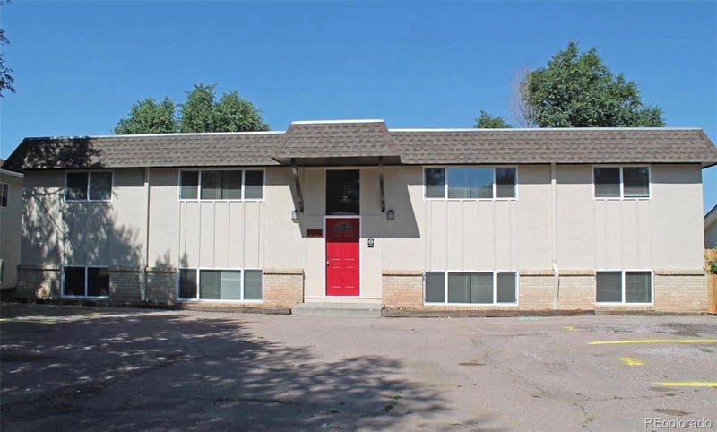 330 Gahart Dr, Colorado Springs, CO 80916