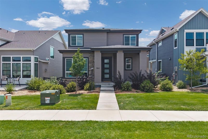 1562 Stablecross Dr, Castle Pines, CO 80108