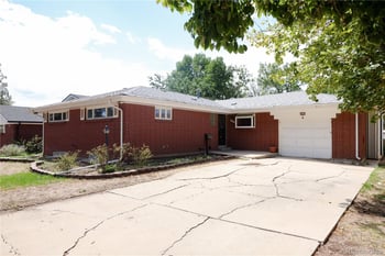 1011 Jamaica St, Aurora, CO 80010