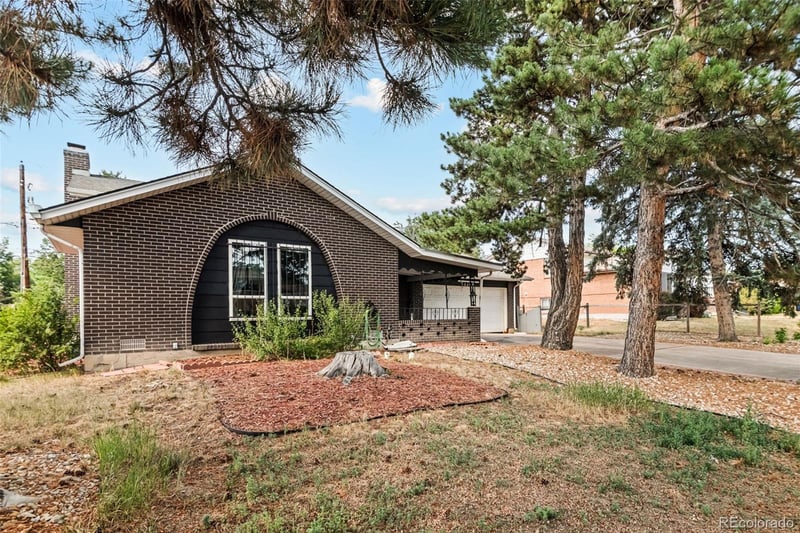 12009 Virginia Pl, Aurora, CO 80012