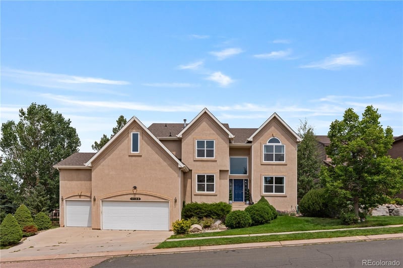 1136 Vista Oaks Dr, Colorado Springs, CO 80921