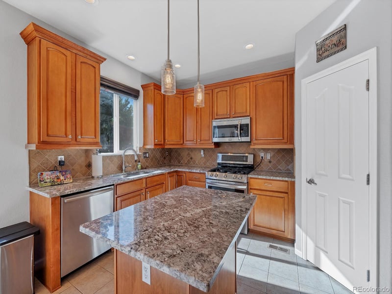 4242 Opal Ct, Castle Rock, CO 80104