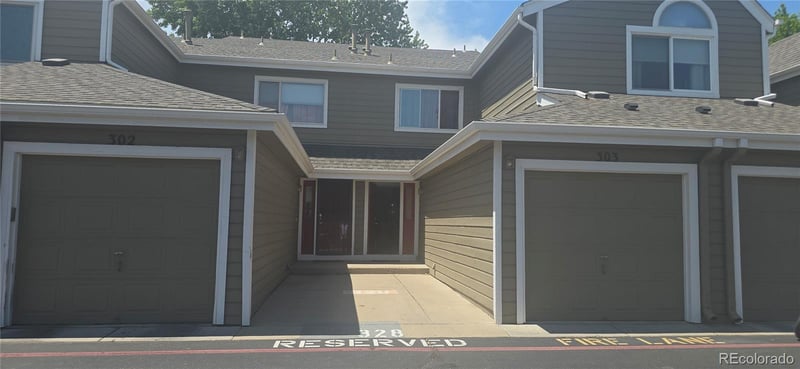 7476 Arkansas Ave #3-03, Denver, CO 80231