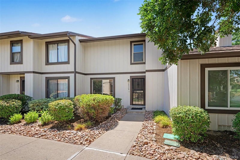 16036 Ithaca Pl #B, Aurora, CO 80013