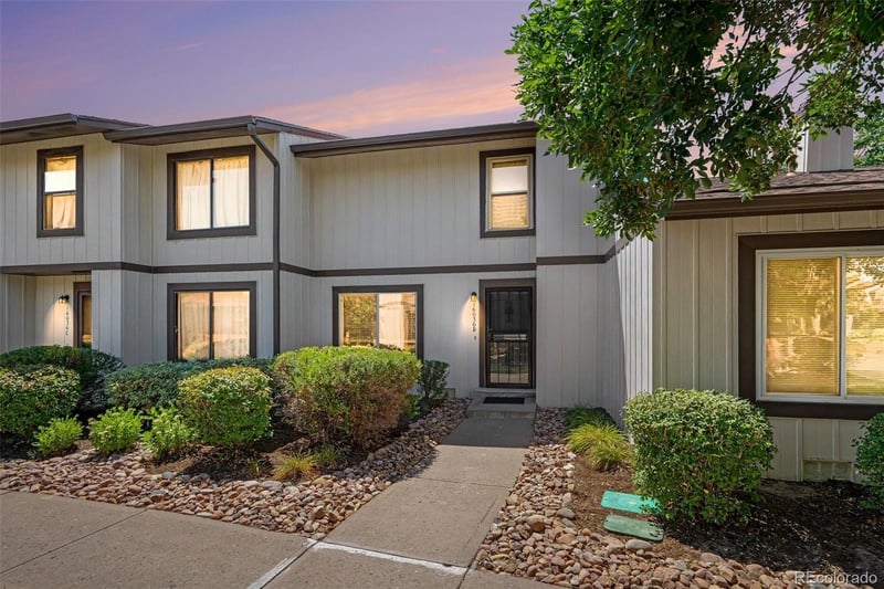 16036 Ithaca Pl #B, Aurora, CO 80013