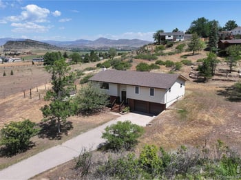 7513 Leslie Dr, Loveland, CO 80537