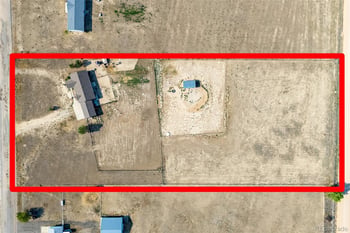 9 E Ranch Rd, Wiggins, CO 80654