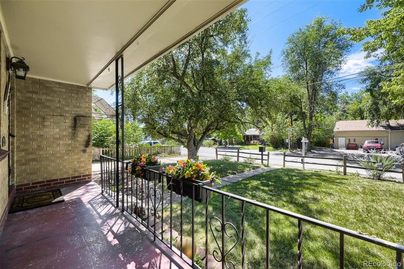 8085 W 10th Ave, Lakewood, CO 80214