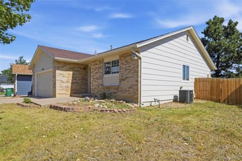 18857 E Montana Dr, Aurora, CO 80017