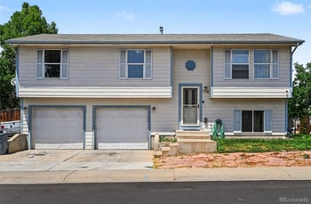 1116 Sunrise Cir, Dacono, CO 80514