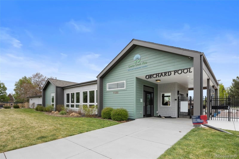 11657 E Berry Dr, Englewood, CO 80111