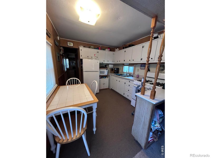 294 Navajo Rd, Orchard, CO 80649
