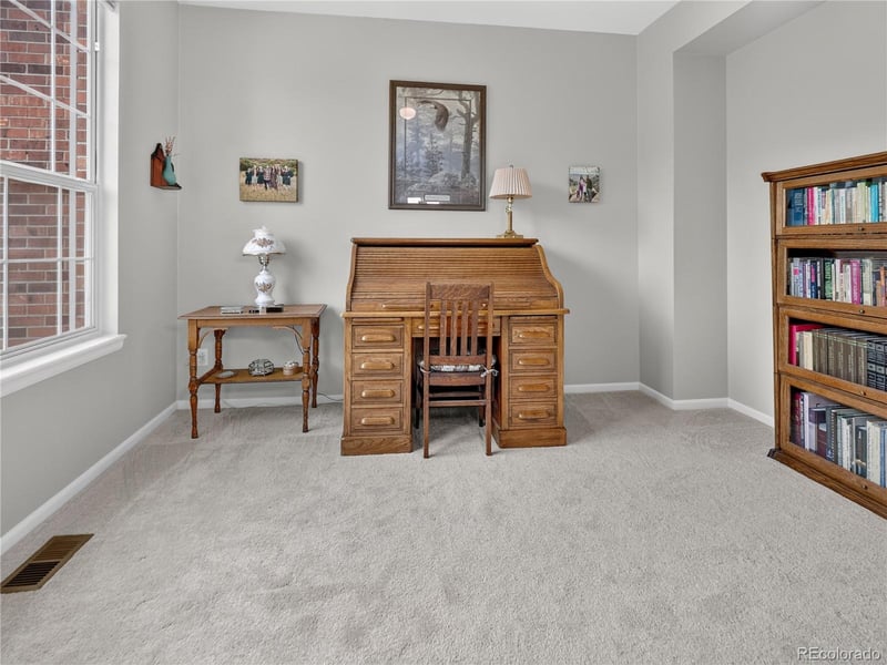 9751 Golden Eagle Ave, Littleton, CO 80129