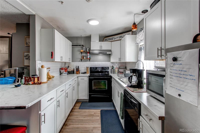 7465 69th Pl, Arvada, CO 80003