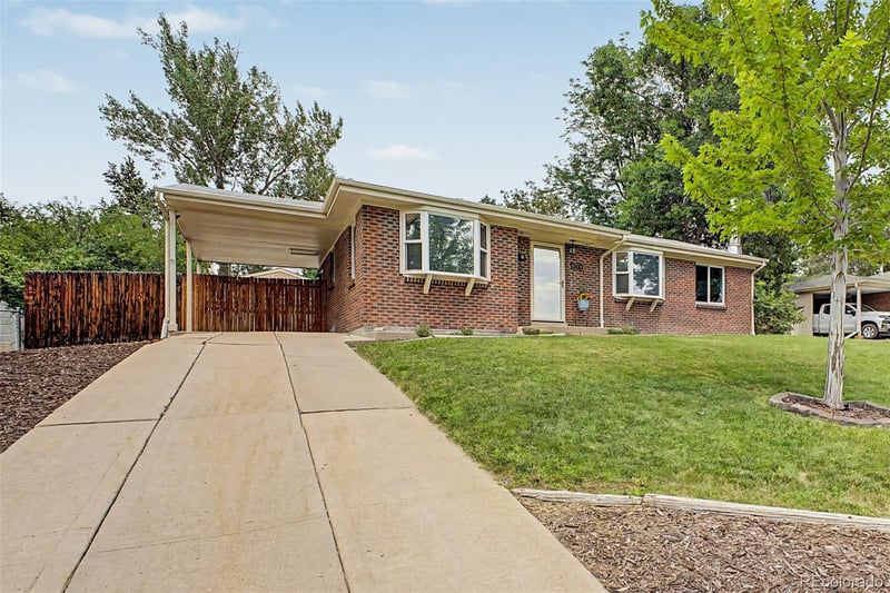 1040 W Longview Ave, Littleton, CO 80120
