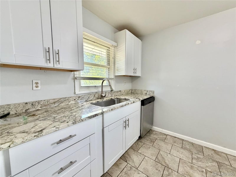 2216 Elmira St, Aurora, CO 80010
