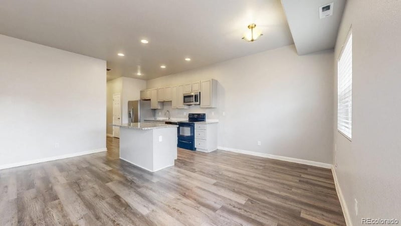 2671 Sable Blvd, Aurora, CO 80011