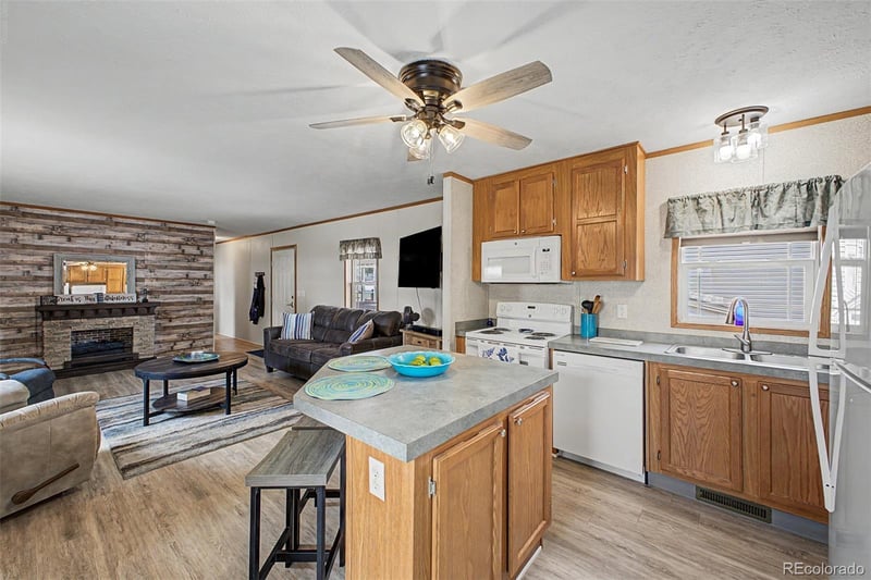 3750 Cascade Ave Lot F82, Colorado Springs, CO 80907