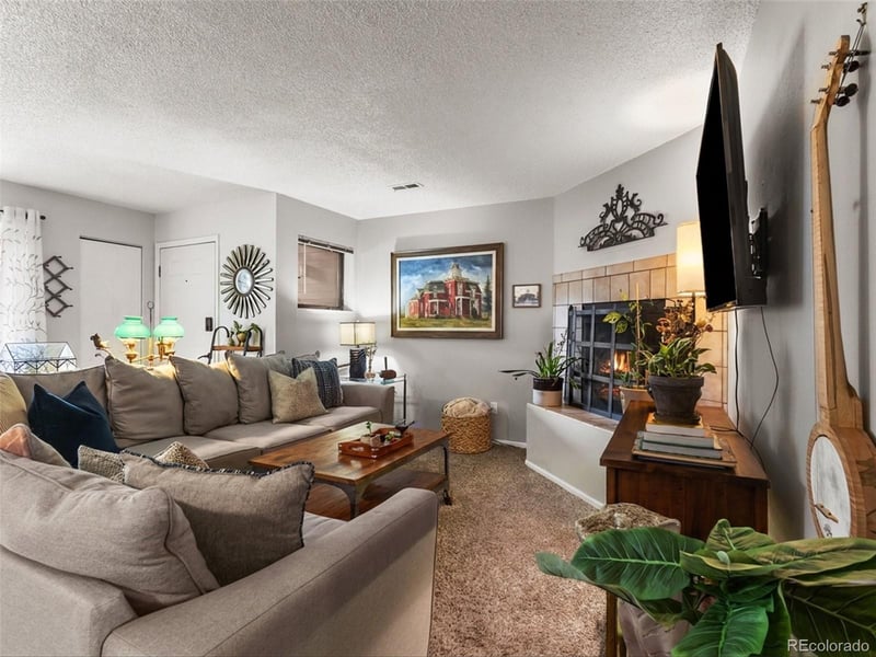 8910 Fox Dr #9, Denver, CO 80260