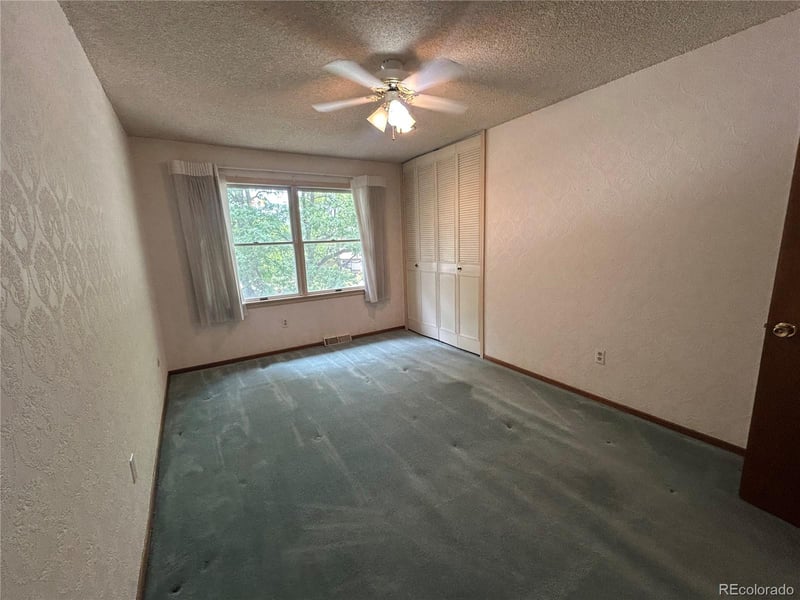 12924 St Paul Ct, Thornton, CO 80241