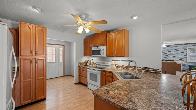 1110 Wakita Dr, Colorado Springs, CO 80915