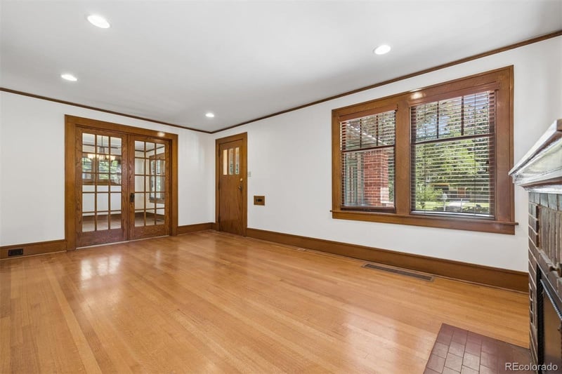 2277 Ivanhoe St, Denver, CO 80207