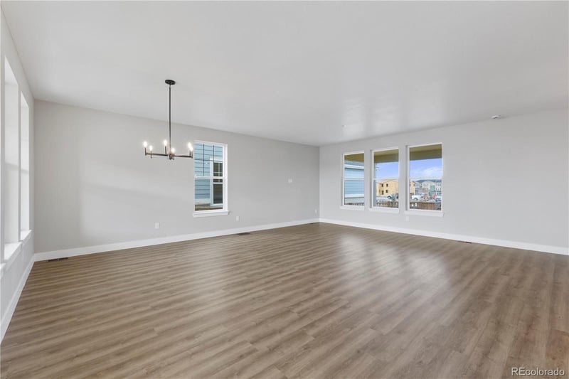 24190 54th Pl, Aurora, CO 80019