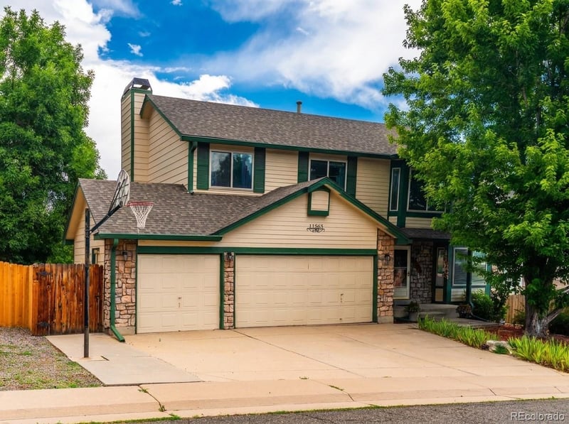 11565 67th Pl, Arvada, CO 80004