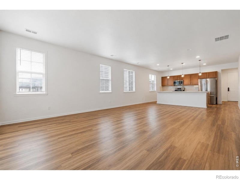 937 Eva Peak Dr, Erie, CO 80516