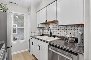 7110 S Gaylord St #P8, Centennial, CO 80122