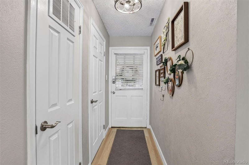 7110 Gaylord St #P8, Centennial, CO 80122