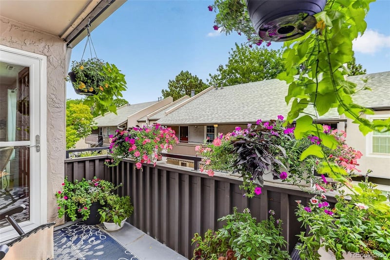 7110 Gaylord St #P8, Centennial, CO 80122