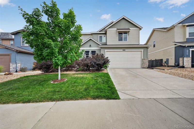 3838 Long Rifle Dr, Castle Rock, CO 80108
