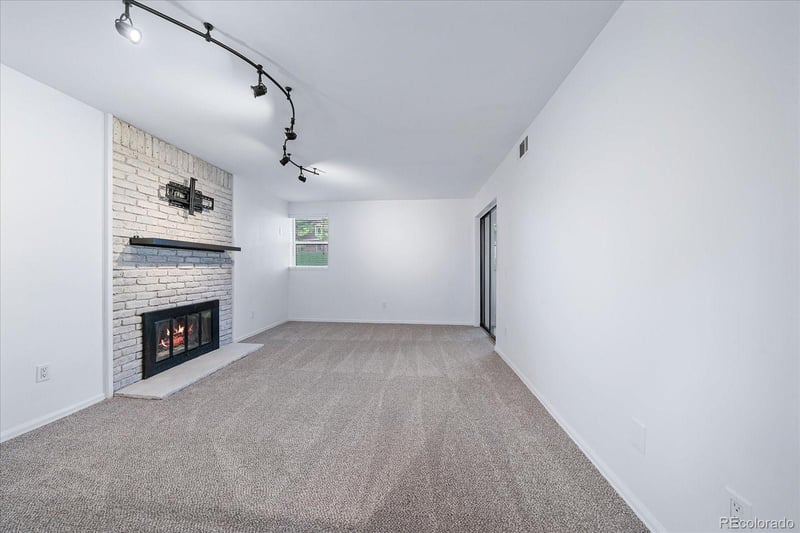 9727 E Peakview Ave #A1, Englewood, CO 80111