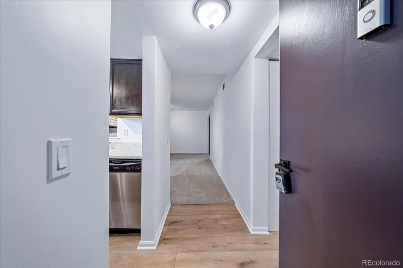 9727 E Peakview Ave #A1, Englewood, CO 80111