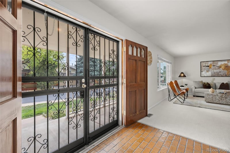 6079 S Jamaica Cir, Englewood, CO 80111