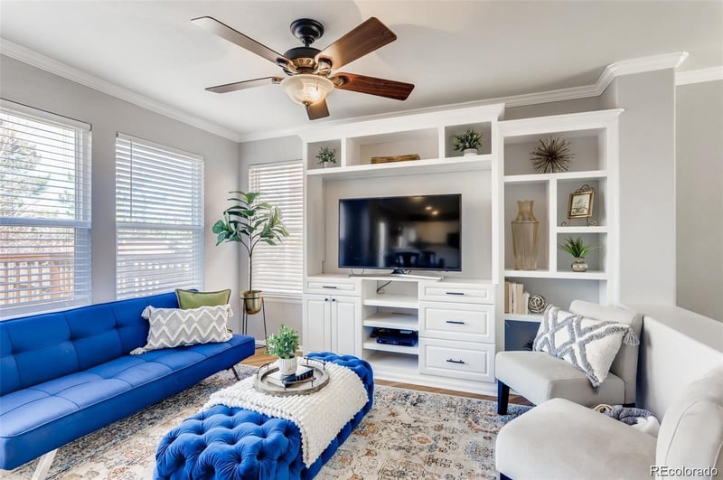 9745 Gatesbury Cir, Littleton, CO 80126